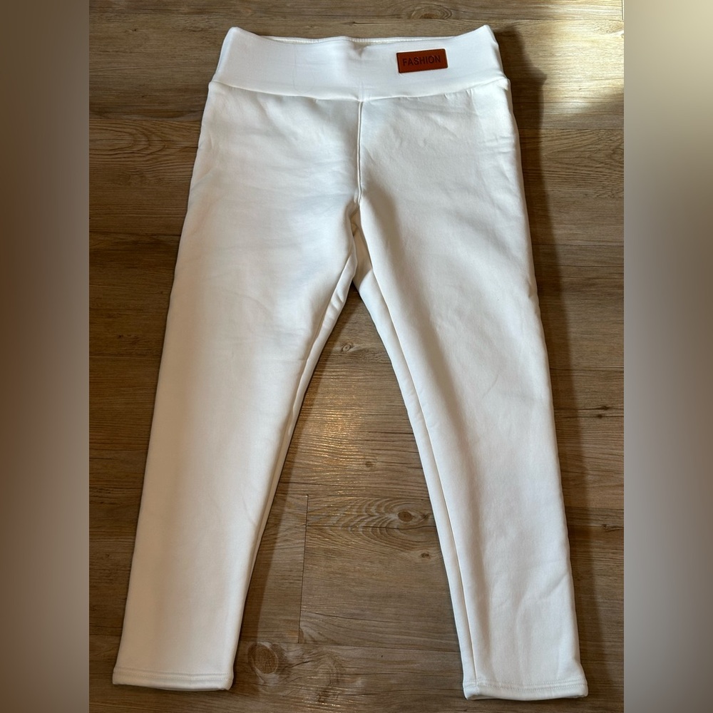 2 Pairs of Fleece Lined Leggings